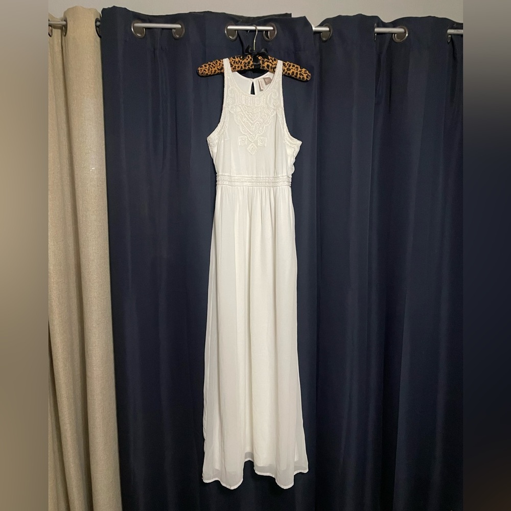 White maxi dress, Bridal/Prom - Picture 2 of 8